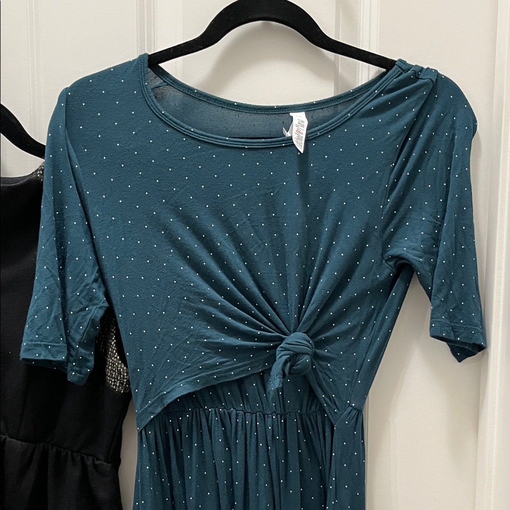 Latched mama and maternal America Nursing breastfeeding dress bundle